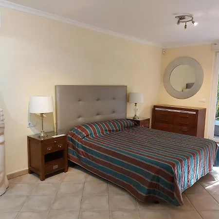 A 4 Floors House With A Large Capacity Los Cristianos (Tenerife)